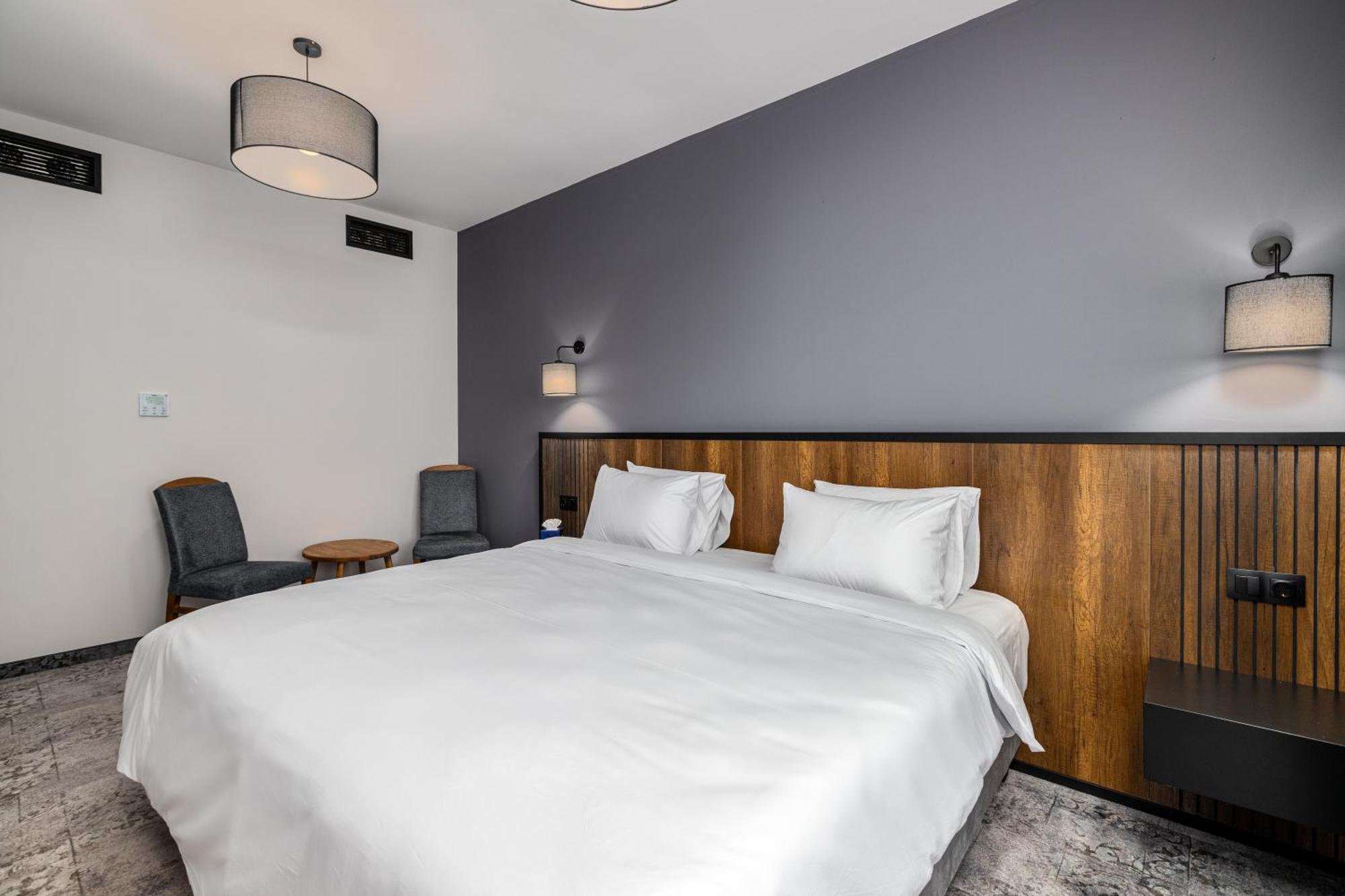 Hotel Qvevrebi Telavi Extérieur photo